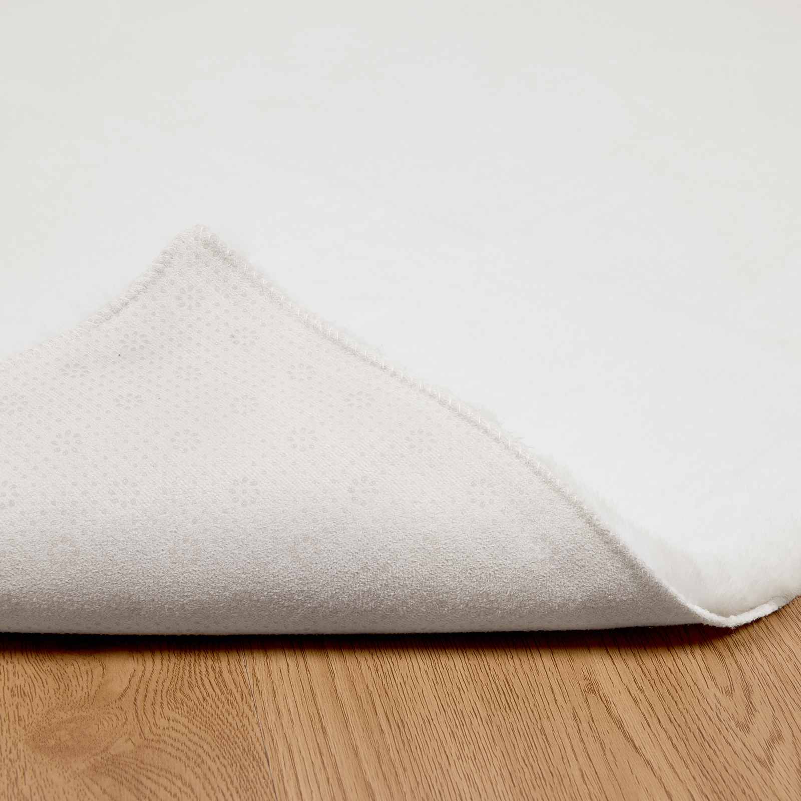 Tappeto in Pelliccia Sintetica di Coniglio Olite Bianco - immagine 8